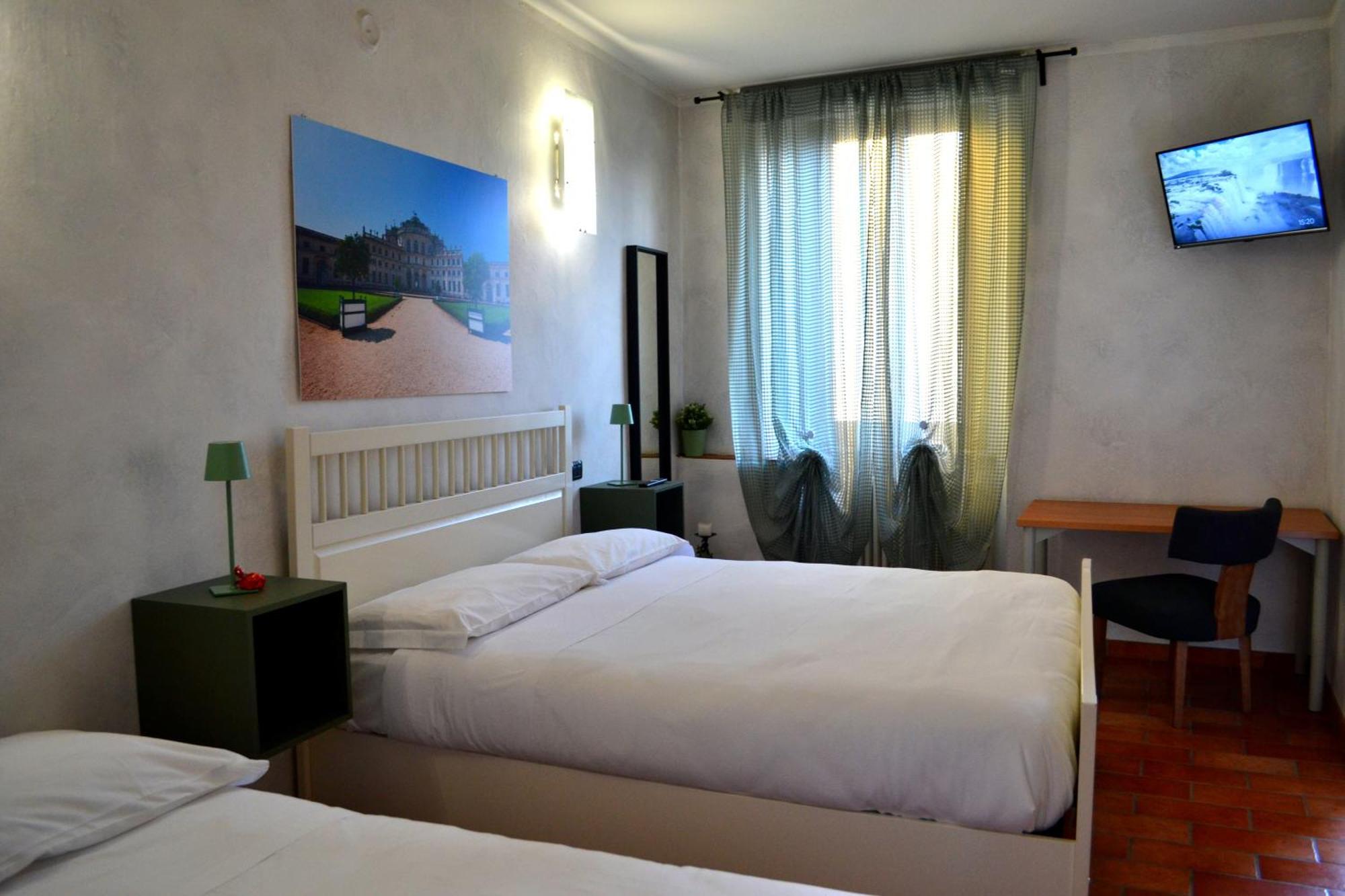 Domus Hotel Caselle Torinese Exterior photo